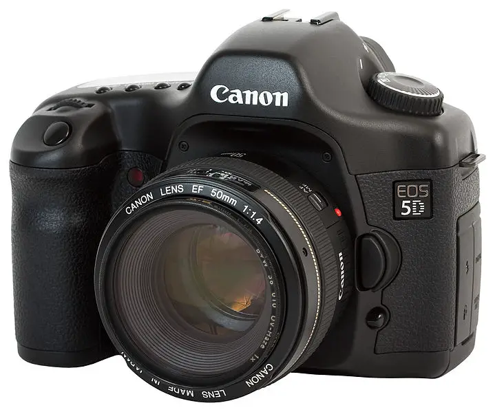 Canon 5D vs 6D